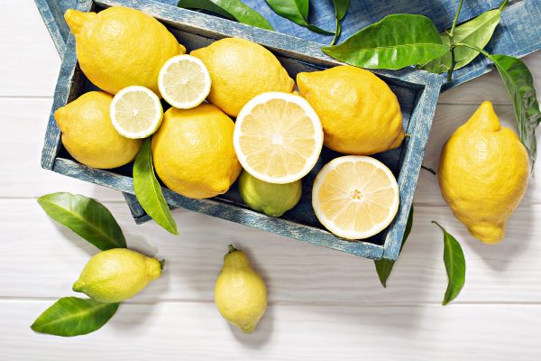 fresh-organic-lemon-fruits-Q4LWT2Q.jpg